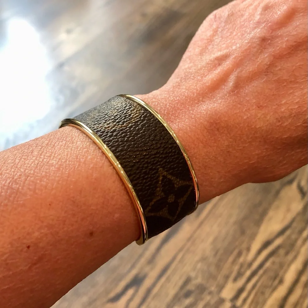 Fashion bracelet LV vibes - Picture 5 of 7